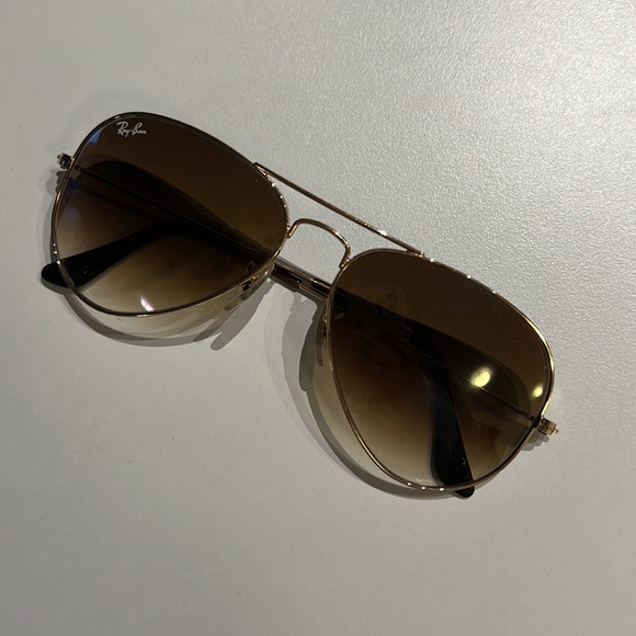 Ray-Ban Aviator Sunglasses - Picture 2 of 5